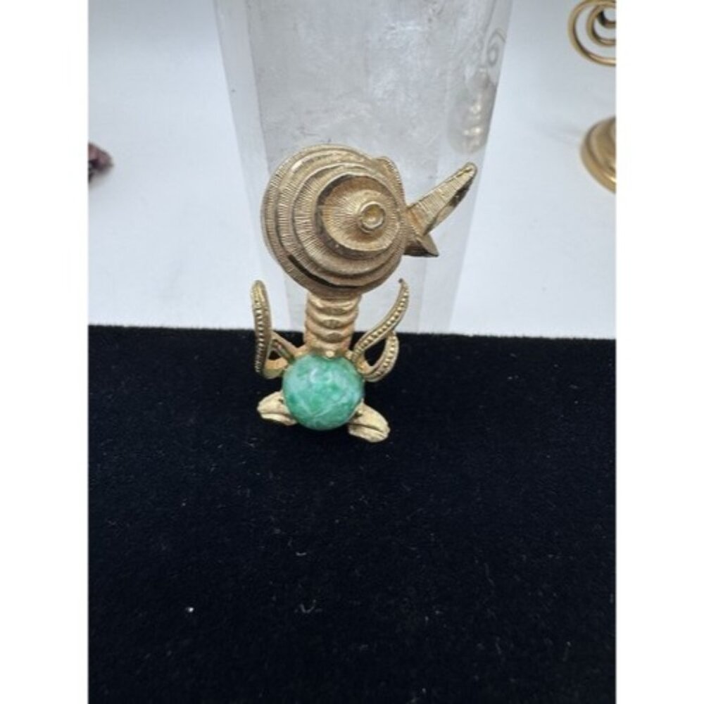 Vintage Brooch BSK Gold Plated Bird Whit A Green Glass Statement Brooch